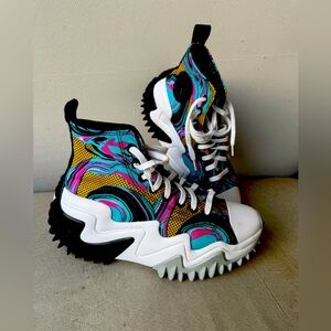 Converse Run Star Motion "90's Throwback" Shoes
Used once !